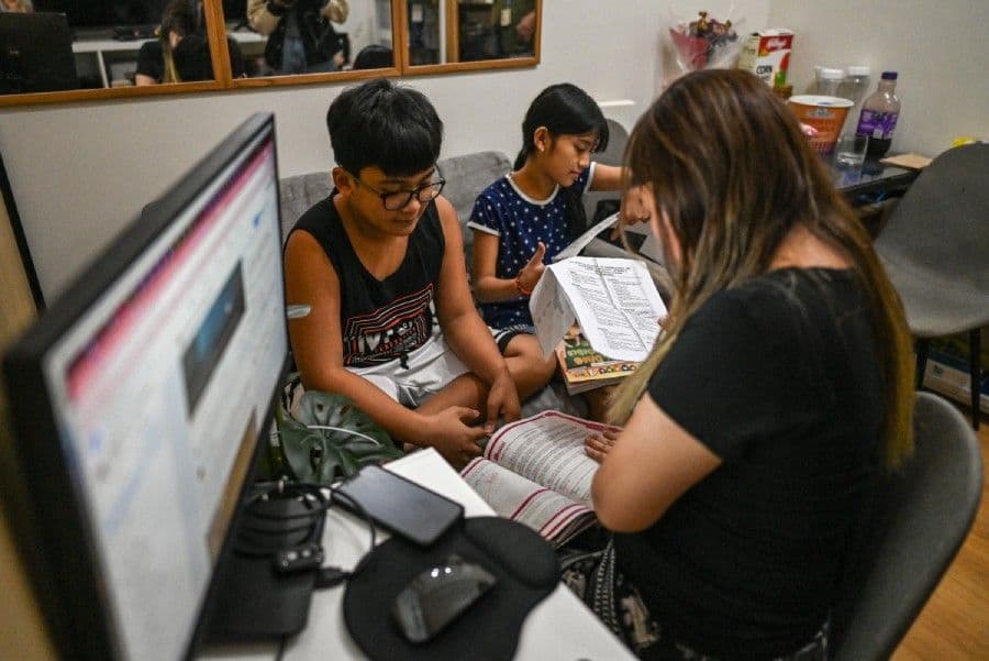 The Local Landscape: Virtual Assistant Jobs in the Philippines