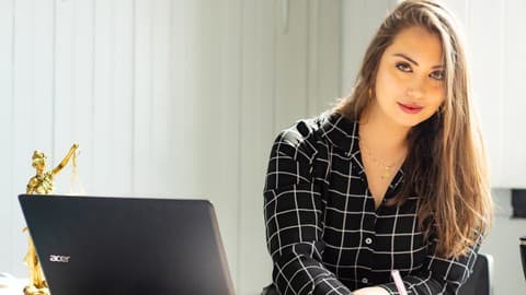 How To Become a Corporate HR Recruiter