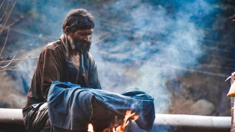 History of Refugees: Pain of Displacement