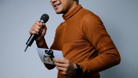 Belajar Menjadi Profesional MC