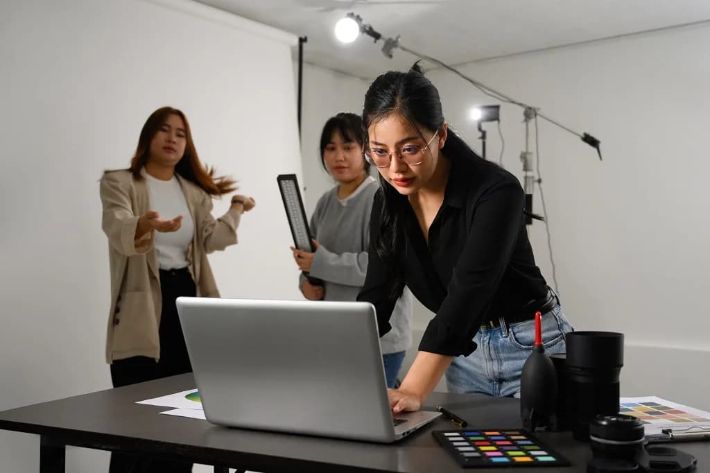 The Business Side of OnlyFans: Why Creators Are Hiring Full-Time Virtual Assistants