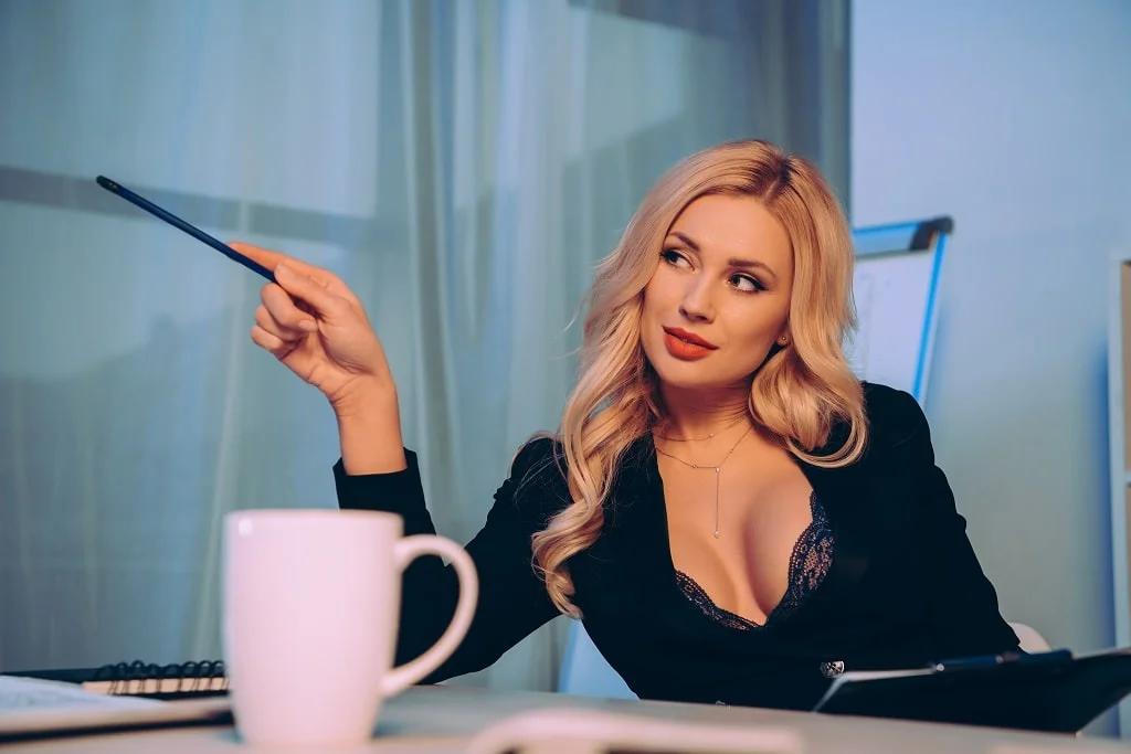 The Ultimate Hiring Guide for OnlyFans Recruiters and Managers